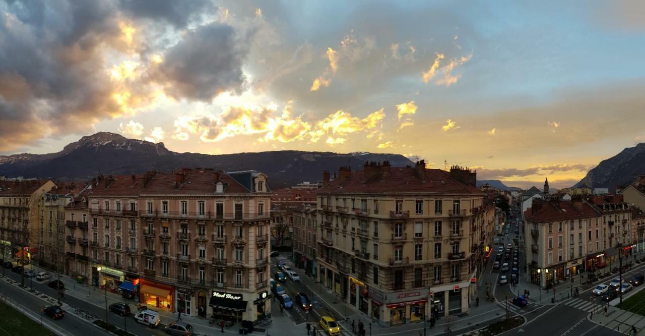 Le Balcon De L'Aigle Apartment Grenoble Luaran gambar